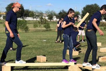 active team building business game