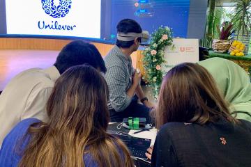 Vr team building game