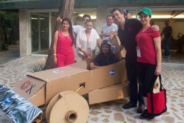 Flat Out Formula One Creative Team Building