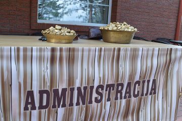 gold rush themed business game