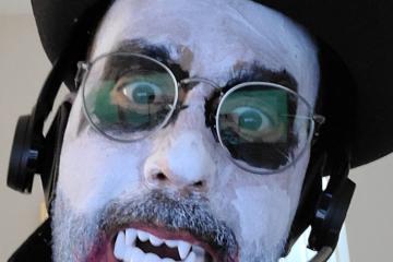 Zombie Rising Team Building