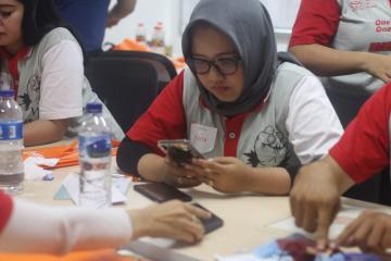 experiential negotiation game