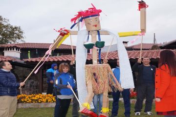 puppet masters team building game