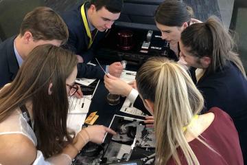 situation room strategic business game