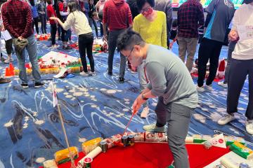 team building golf game