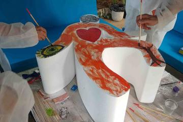 creative team building activity