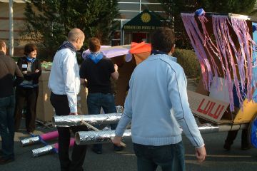 flat out rickshaw rally creative team building