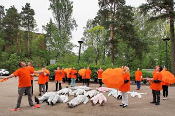 corporate body building teamwork activity