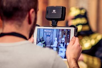 Blockbusters artistic team building activity