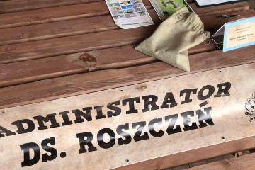 themed fun team building business game