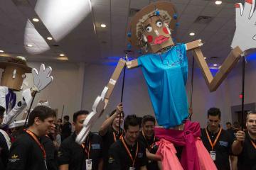 fun creative team building challenge