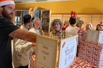 ibuild festive communication game