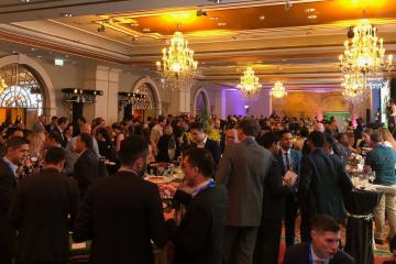 Evening team building horse racing for teams