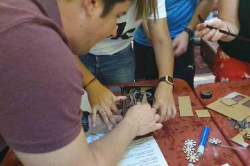 develop design thinking