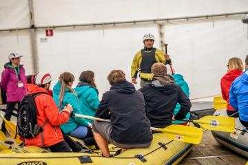 river runner 	fun business training game