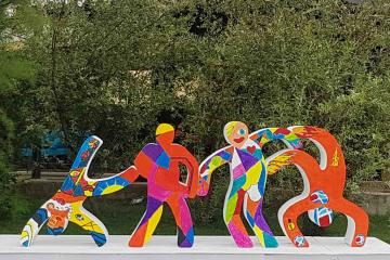 creative team building activity