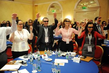 harmonica team building activity