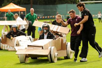 Flat Out Formula One Creative Team Building