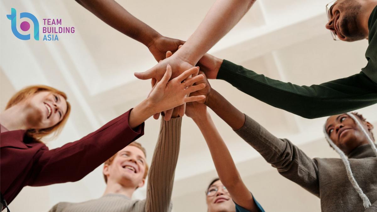 blog article header - how to retain talent in 2023