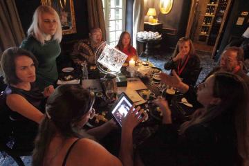 Team building dinner game