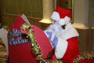 christmas themed creative team building