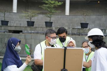 ibuild communication game