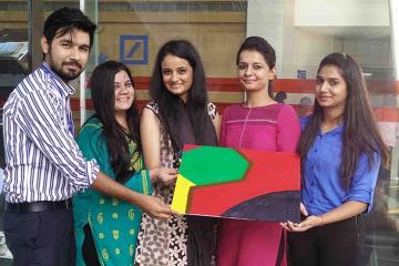 creative artistic team building india