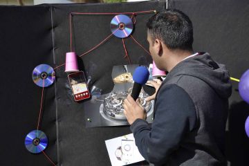 fun creative team building business game