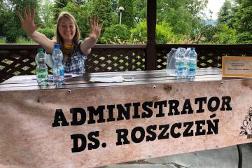 themed fun team building business game