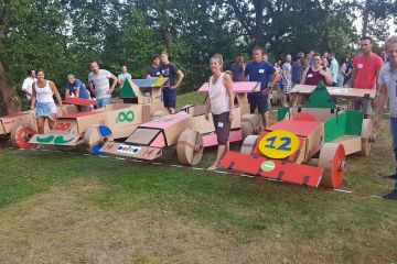 Flat Out Formula One Creative Team Building