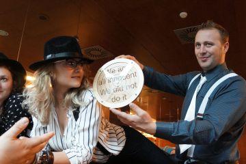 mob escape game team building