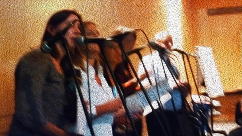 redub 	creative team building activity