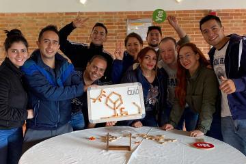 ibuild communication game