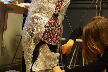  creative team building activity