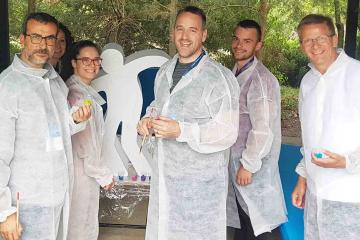 creative team building activity