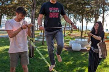 Team member balancing during interactive team building challenge