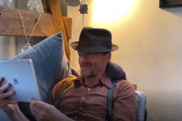 escape the mob team activity