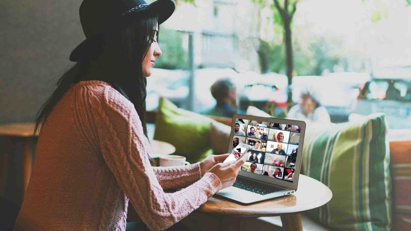 Woman playing final furlong