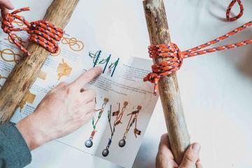 Escape the Blizzard knot tieing