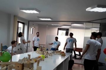 chain reaction table top