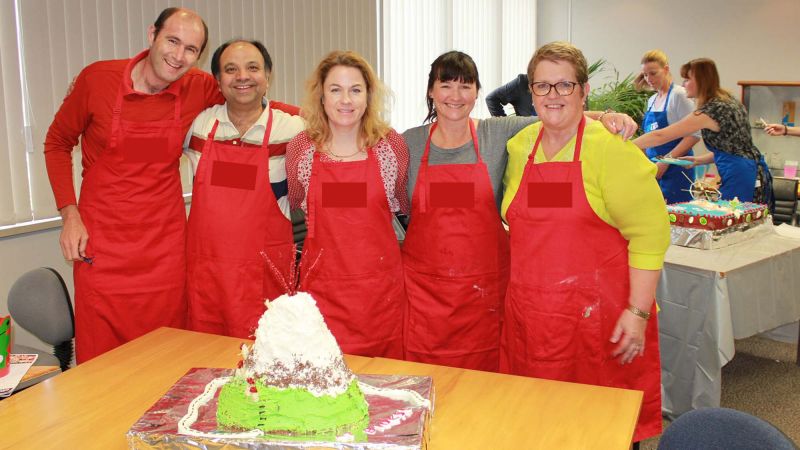 cake off creative team building activity