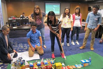 golf charity team building activity