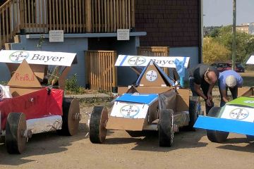 Flat Out Formula One Creative Team Building