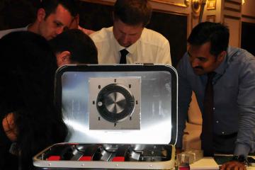 	beat the box escape game team challenge