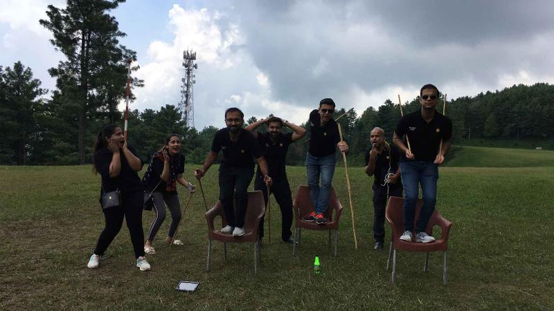 creative fun team building activity