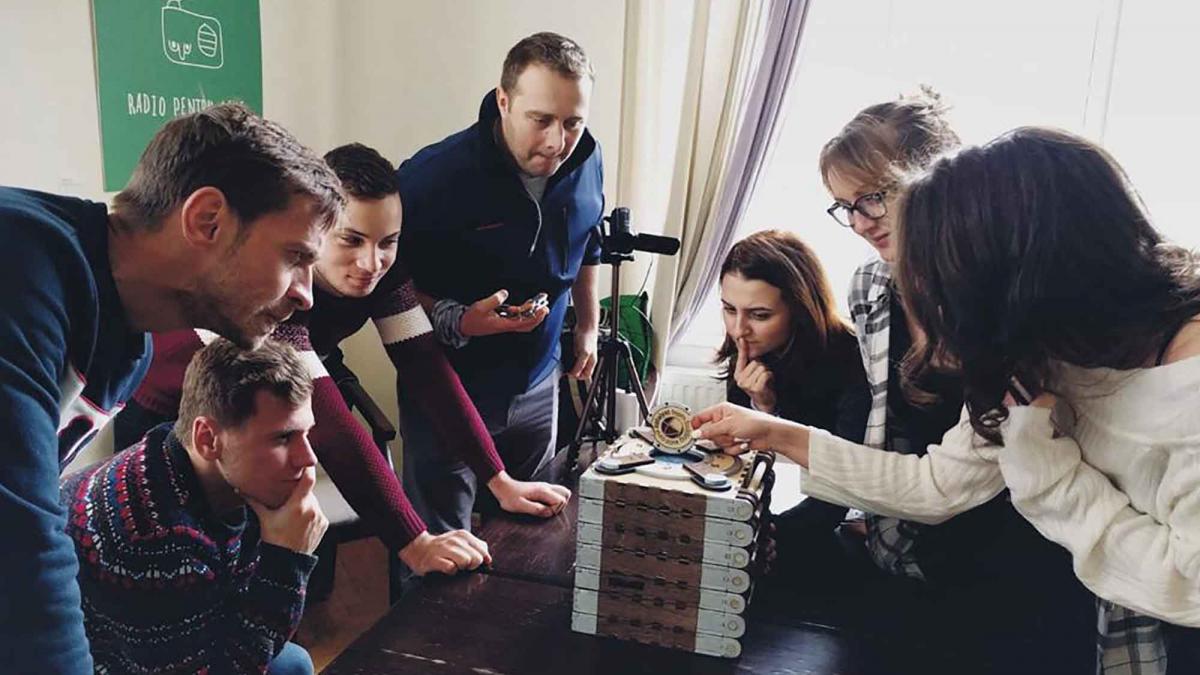 problem solving by teams in romania