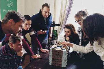 problem solving by teams in romania