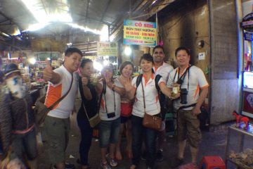 travel show creative team building activity