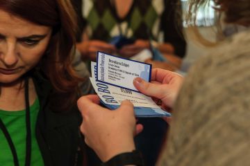 team building network business game