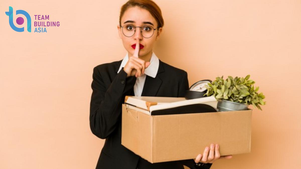 reasons why employees leave and their fix banner